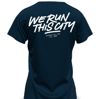 Woman-shortsleeve-back